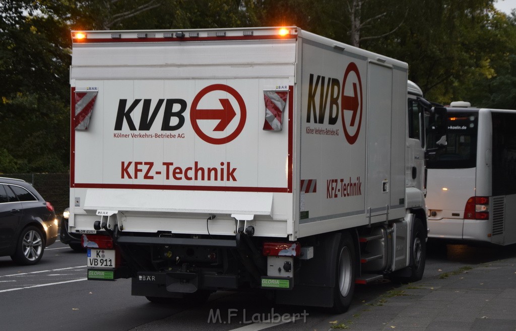 VU Bus Pkw Koeln Porz Gremberghoven Steinstr Konrad Adenauerstr P64.JPG - Miklos Laubert